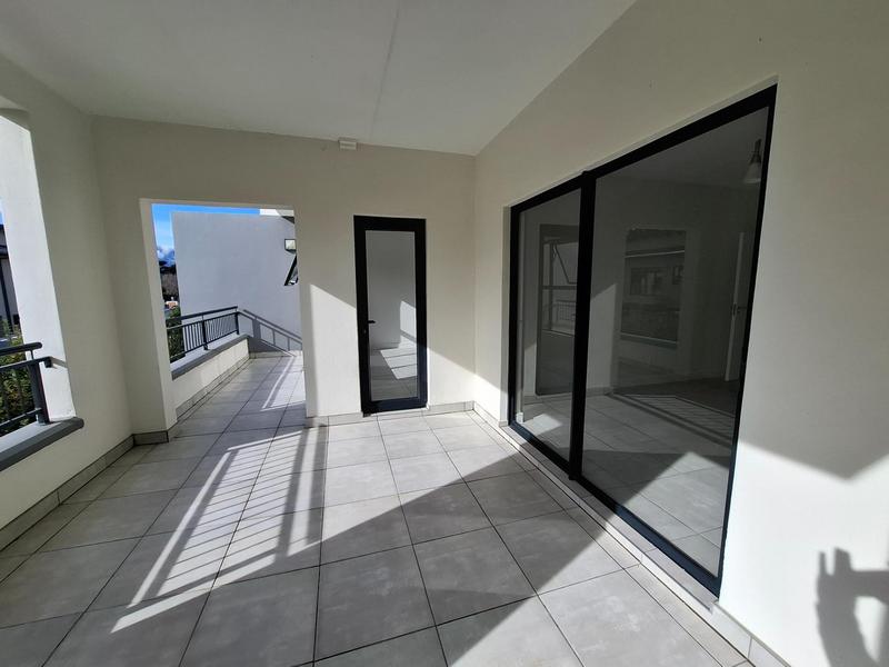 To Let 2 Bedroom Property for Rent in Paardevlei Western Cape